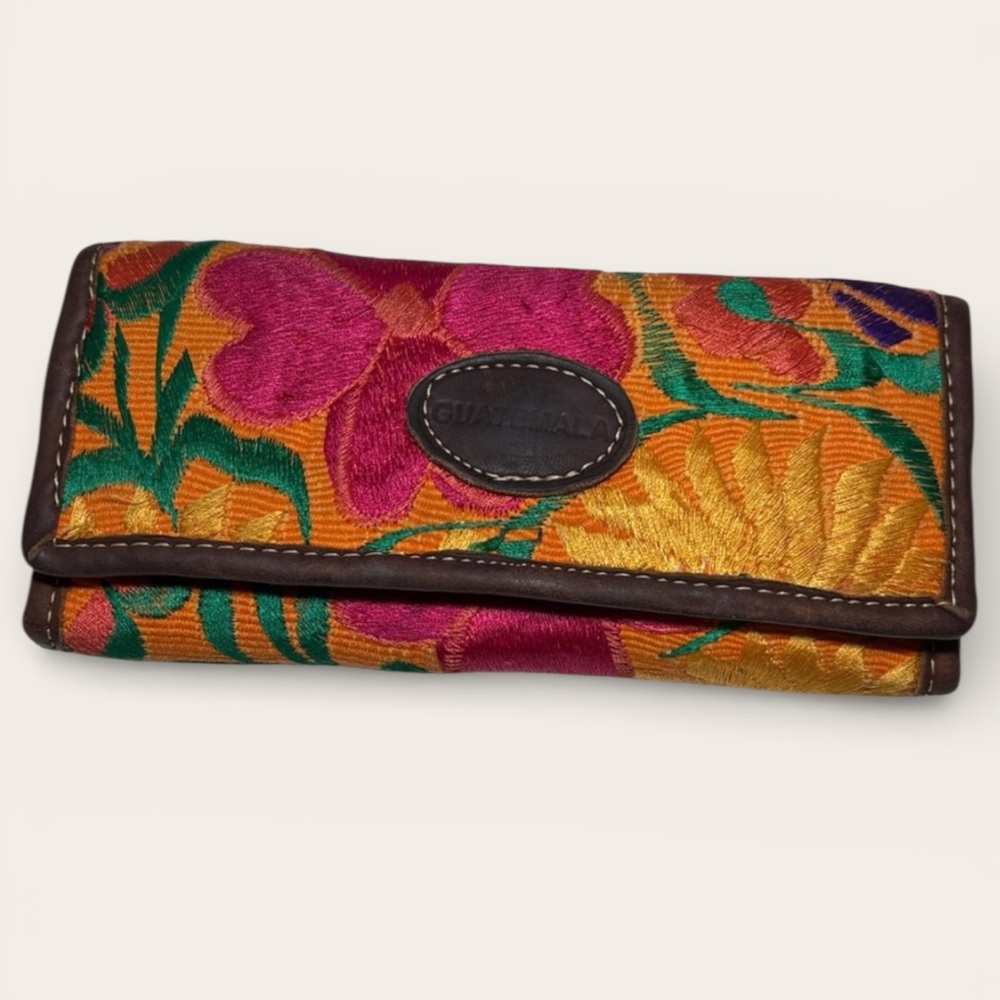 Vintage Guatemala Embroidered Woven Boho Wallet Floral